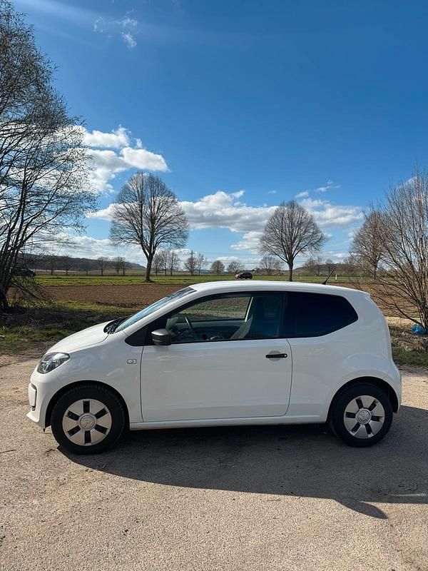 Gebraucht VW up! 60 PS (44 kW) 2016 Weiß Kleinwagen