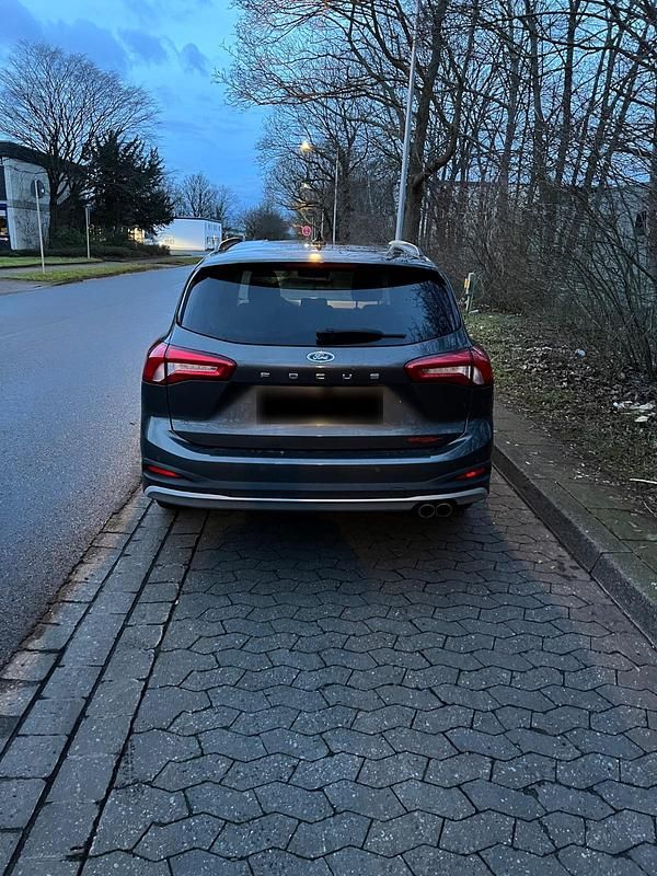 Gebraucht Ford Focus Active 150 PS (110 kW) 2019 Grau Kombi