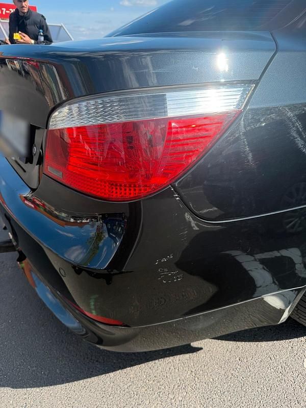 Gebraucht BMW 525 177 PS (130 kW) 2005 Schwarz Limousine