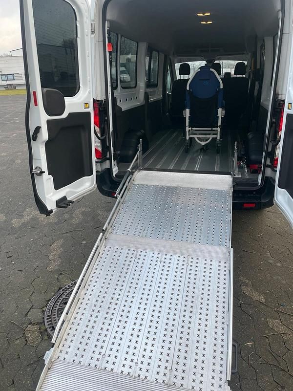 Gebraucht Ford Transit 130 PS (95 kW) 2021 Weiß Van / Kleinbus