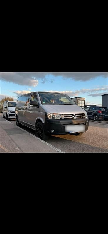 Gebraucht VW T5 140 PS (102 kW) 2015 Silber Van
