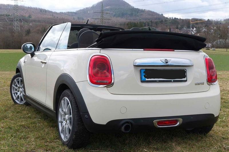 Gebraucht Mini Cooper 136 PS (100 kW) 2017 Weiß Kleinwagen