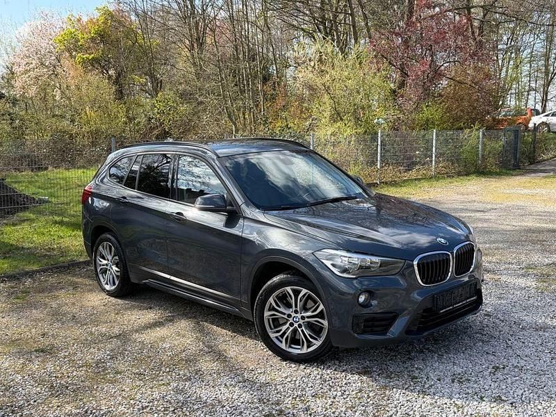 Gebraucht BMW X1 Sport Line 190 PS (139 kW) 2016 Grau SUV