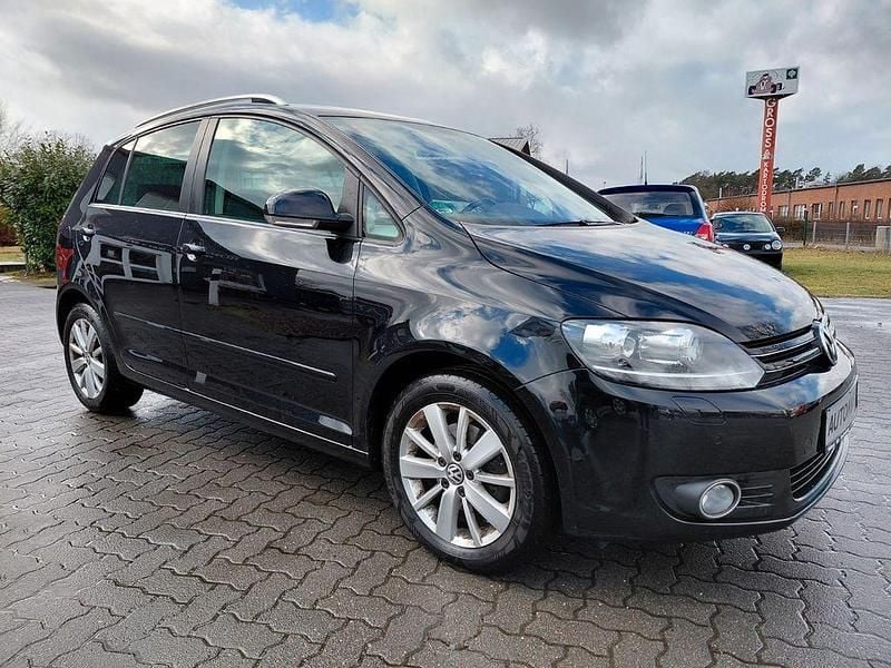 Gebraucht VW Golf VII Comfortline 105 PS (77 kW) 2013 Schwarz Limousine