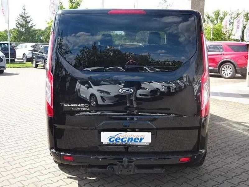Gebraucht Ford Tourneo Custom Titanium 96 PS (70 kW) 2022 Schwarz Van
