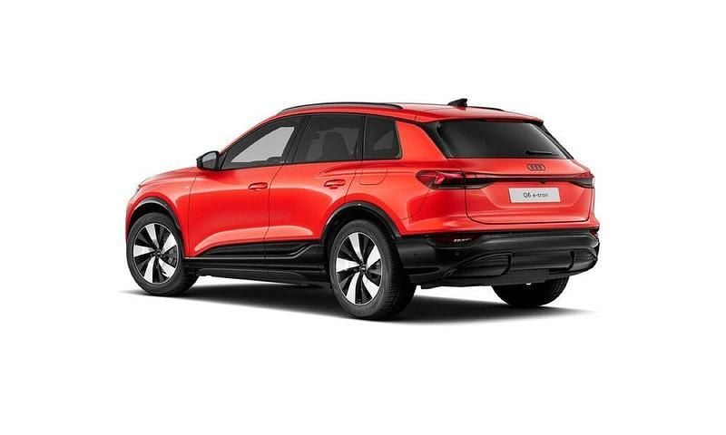 Gebraucht Audi Q6 e-tron S-Line 225 kW (306 PS) 2025 Rot SUV