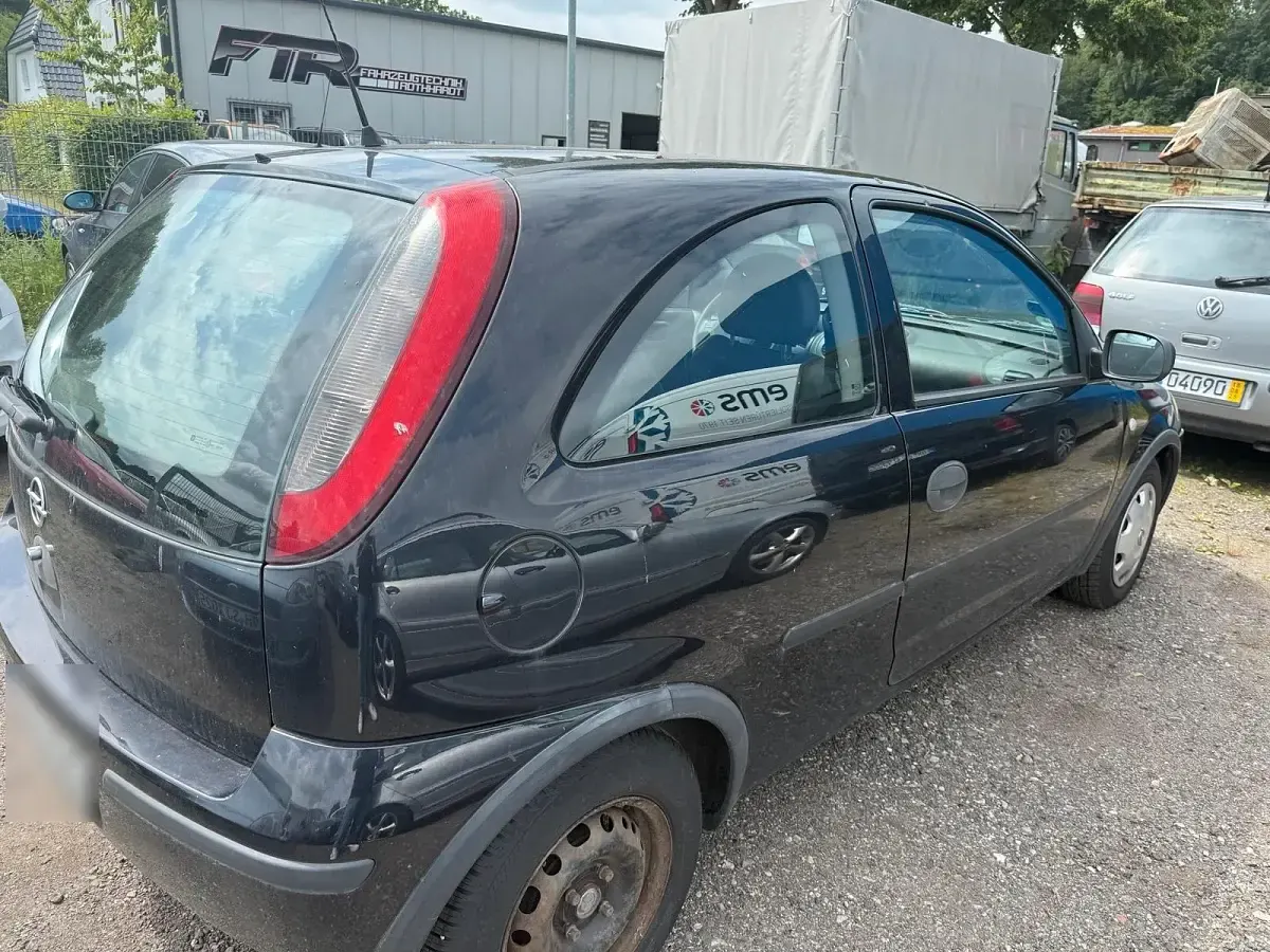 Gebraucht Opel Corsa 60 PS (44 kW) 2004 Schwarz Kleinwagen