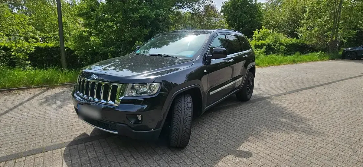 Gebraucht Jeep Grand Cherokee 241 PS (177 kW) 2012 Schwarz SUV