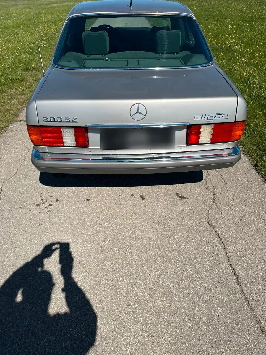 Gebraucht Mercedes 300 SE 190 PS (139 kW) 1986 Silber Limousine
