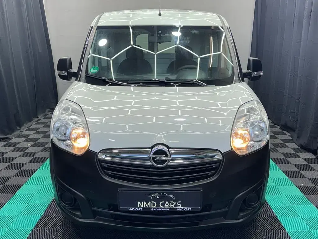 Occasion Opel Combo 95 ch (69 kW) 2017 Blanc Monospace