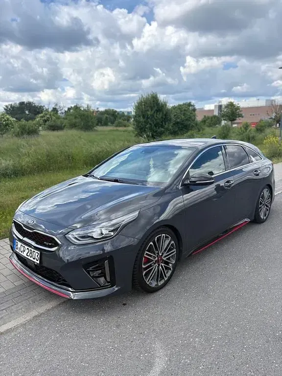 Gebraucht Kia ProCeed GT 204 PS (150 kW) 2019 Grau Kombi
