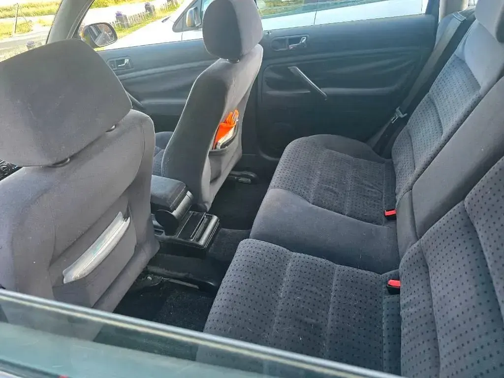 Gebraucht VW Passat 110 PS (80 kW) 1999 Schwarz Kombi