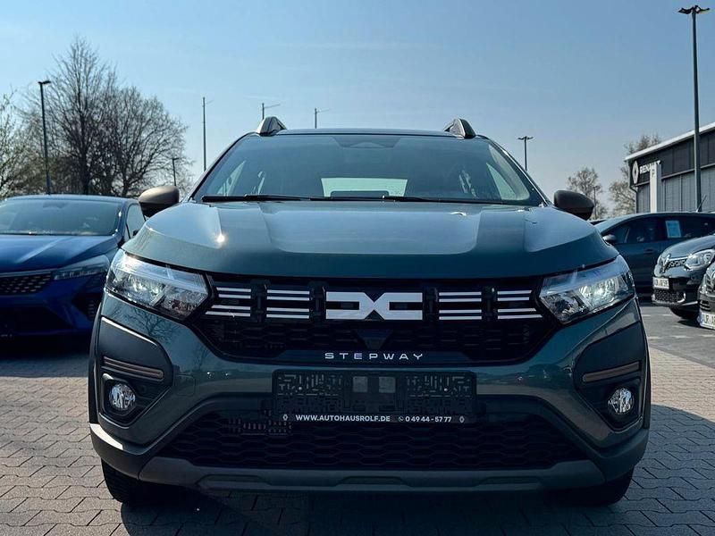Gebraucht Dacia Sandero Extreme 110 PS (80 kW) 2024 Grün SUV