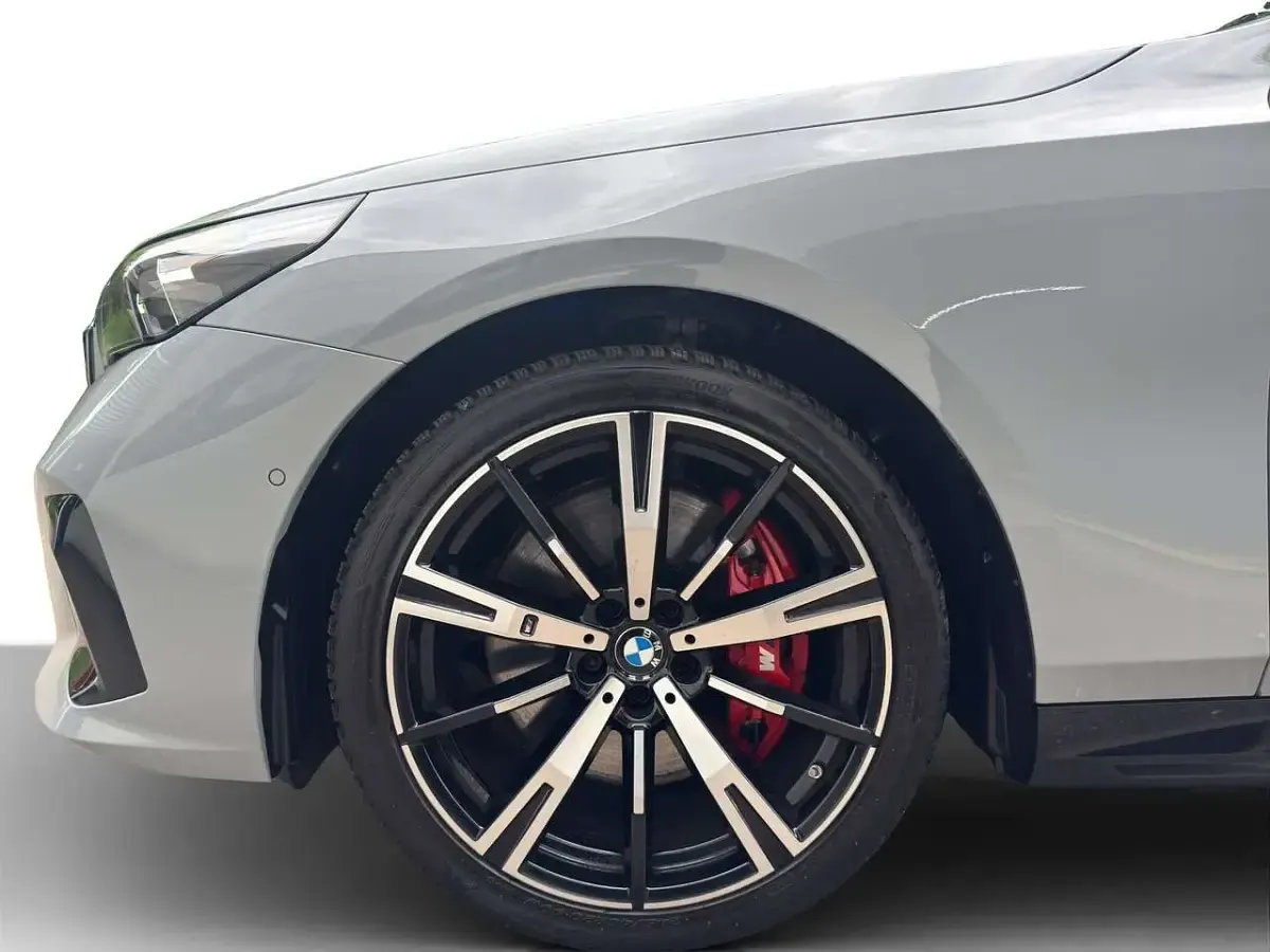 Brugt BMW 540 M Sport 286 HK (210 kW) 2025 Grå Stationcar