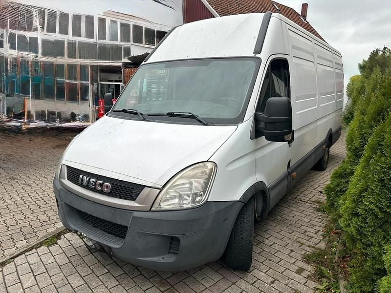 Gebraucht Iveco Daily 136 PS (100 kW) 2009 Weiß Van / Kleinbus