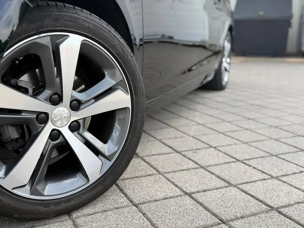 Gebraucht Peugeot 308 SW Style 131 PS (96 kW) 2017 Schwarz Kombi