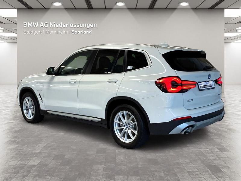 Gebraucht BMW X3 Sport Line 184 PS (135 kW) 2023 Weiß SUV