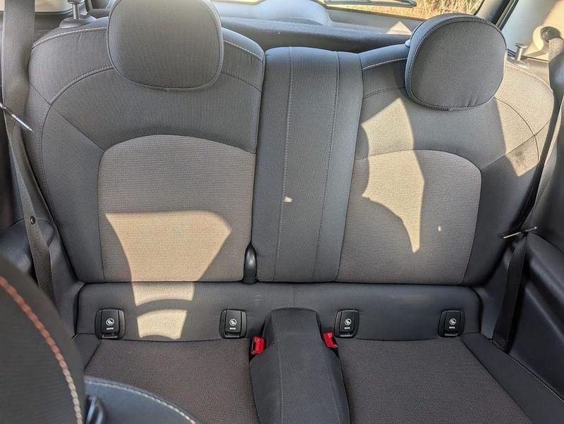 Gebraucht Mini ONE Pepper 102 PS (75 kW) 2015 Weiß Kleinwagen