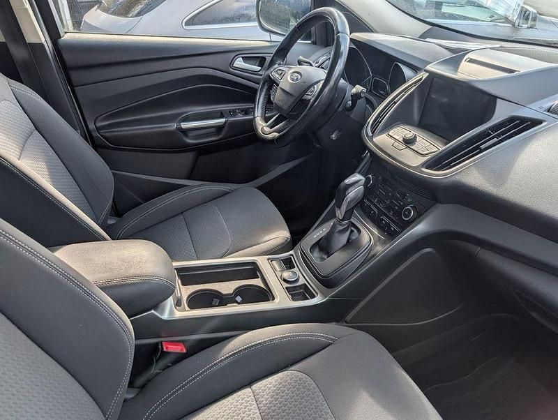 Gebraucht Ford Kuga Cool & Connect 150 PS (110 kW) 2018 Silber SUV