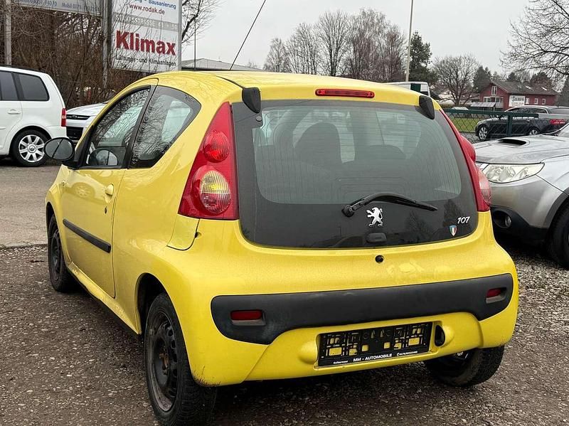 Gebraucht Peugeot 107 Filou 68 PS (50 kW) 2005 Gelb Kleinwagen