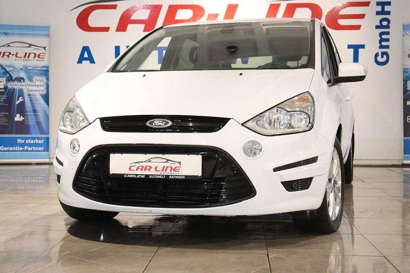 Weiß Gebraucht 2010 Ford S-MAX S Van / Kleinbus | 6.777 € (Fairer Preis) - Bild 1/4