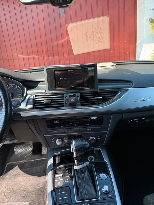 Second-hand Audi A6 S-Line 204 CP (150 kW) 2013 Gri Berlinǎ