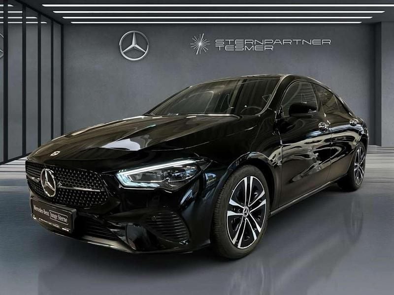 Schwarz Gebraucht 2025 Mercedes CLA200 Progressive Coupé | 34.870 € (Guter Preis) - Bild 1/3