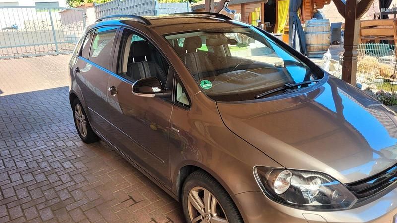 Gebraucht VW Golf VII 122 PS (89 kW) 2012 Braun Limousine