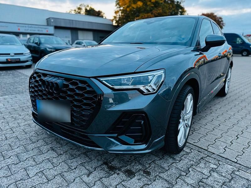 Grau Gebraucht 2021 Audi Q3 Ambiente SUV | 34.499 € (Etwas zu teuer) - Bild 1/4