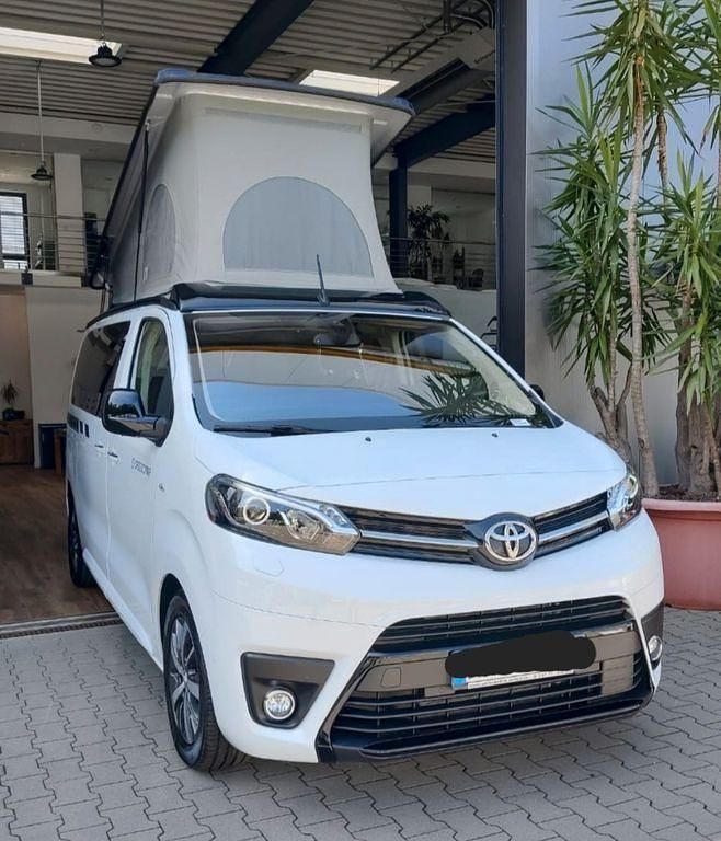 Gebraucht Toyota Proace 177 PS (130 kW) 2024 Weiß Van / Kleinbus