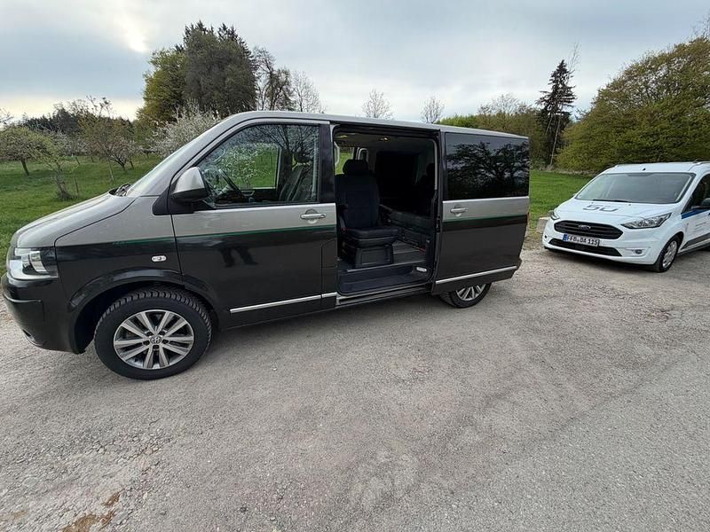 Używany VW T5 179 KM (131 kW) 2015 Szary Van