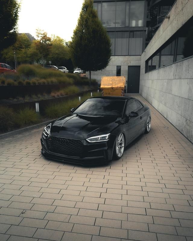Schwarz Gebraucht 2017 Audi S5 Comfort Coupé | 43.500 € - Bild 1/4