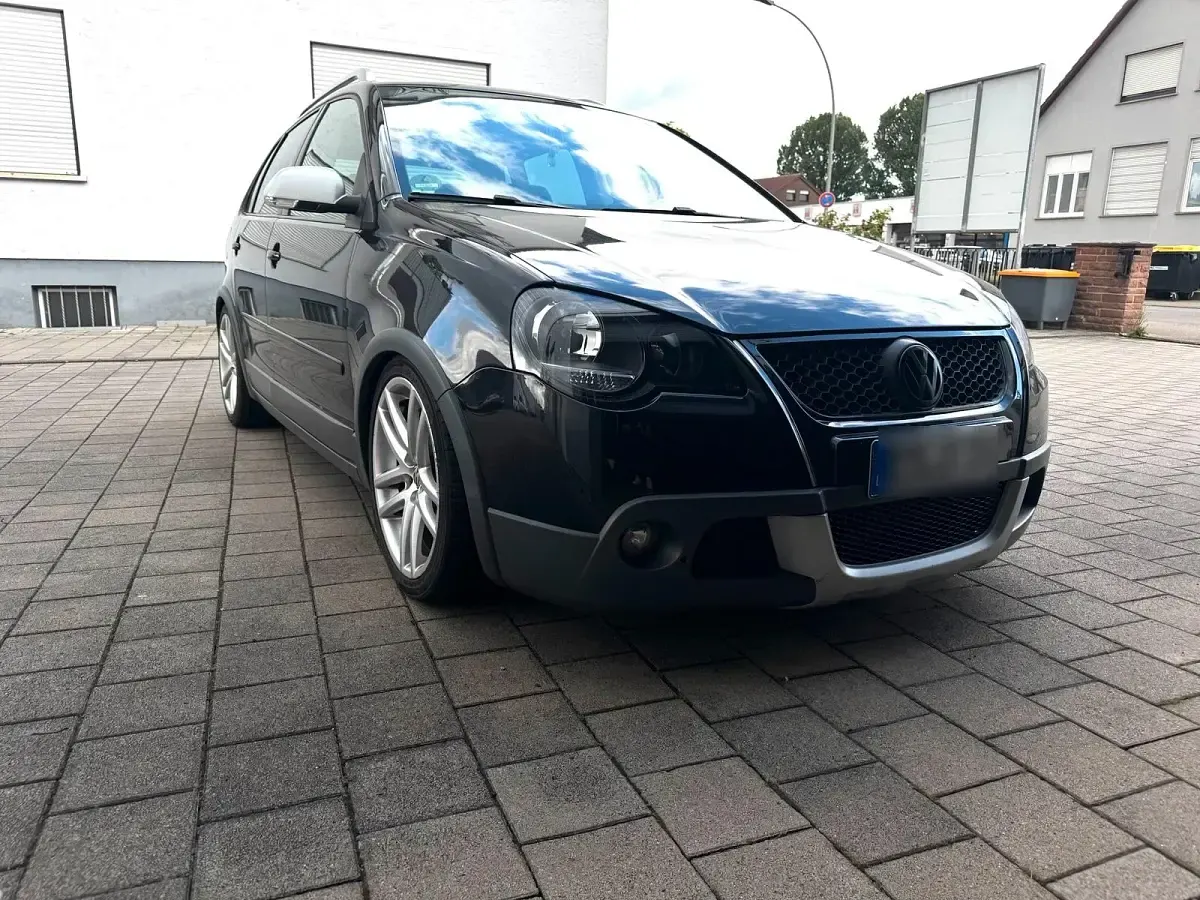 Gebraucht VW Polo Cross 80 PS (58 kW) 2009 Schwarz Kleinwagen
