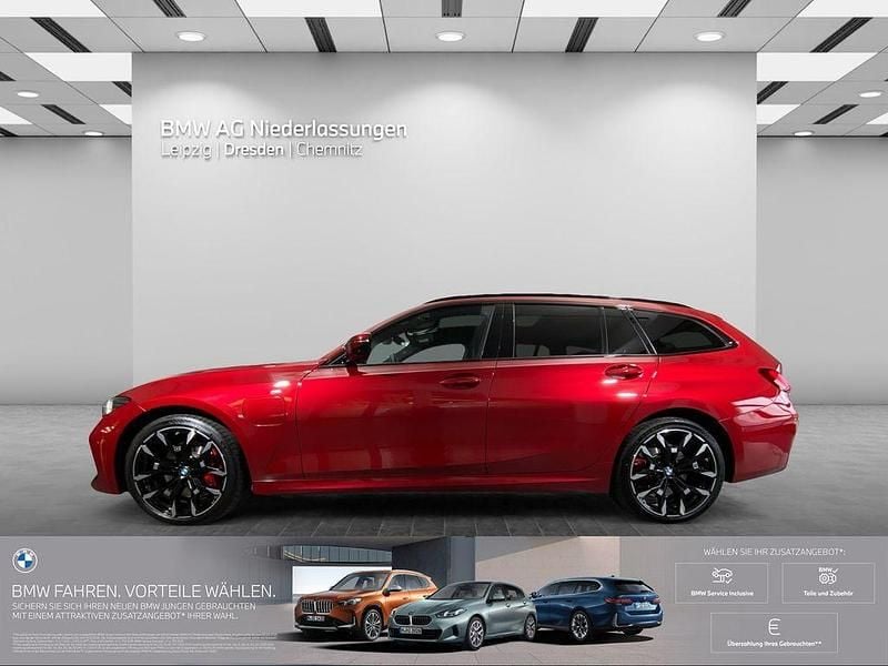 Gebraucht BMW 330e M Sport 292 PS (214 kW) 2025 Rot Kombi