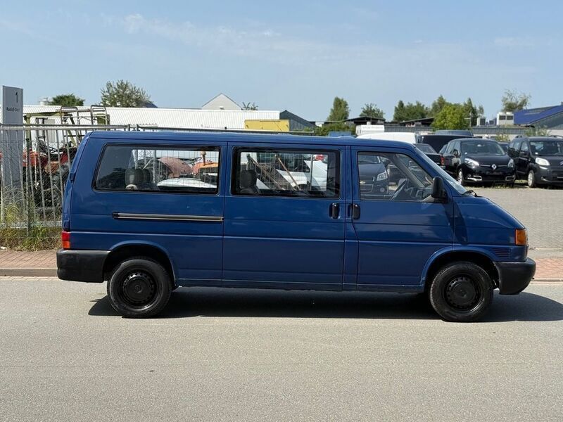 Gebraucht VW T4 88 PS (64 kW) 1999 Blau Van