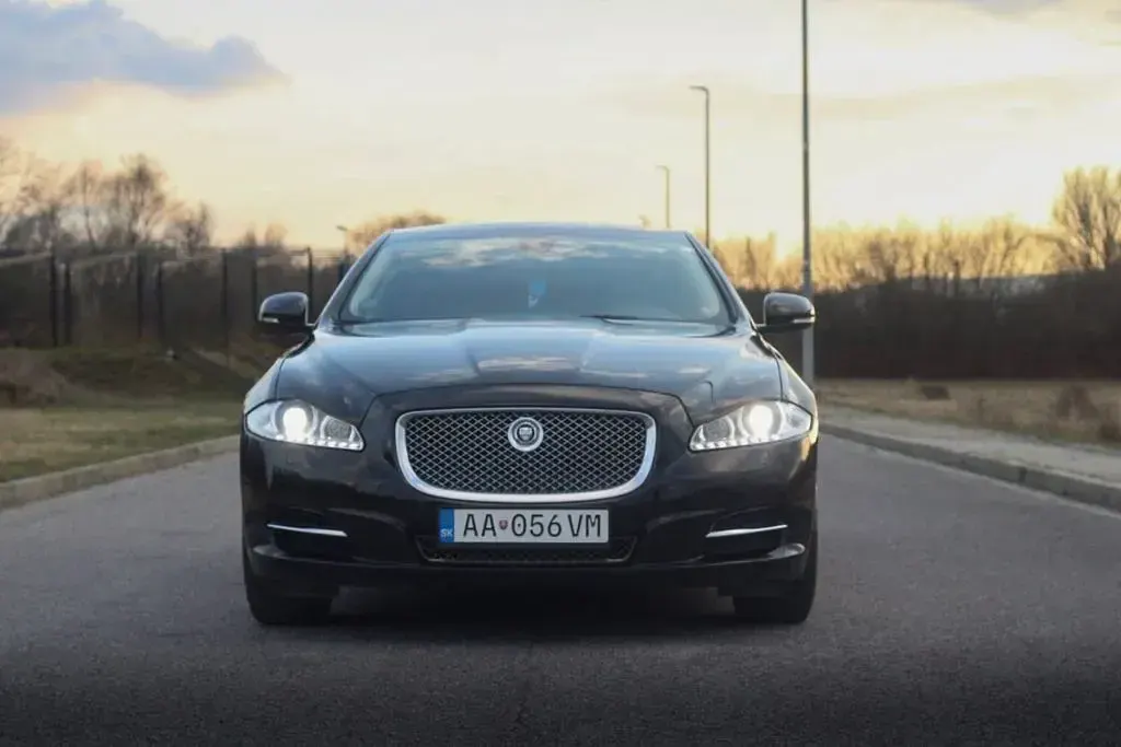 Gebraucht Jaguar XJ 510 PS (375 kW) 2012 Schwarz Limousine