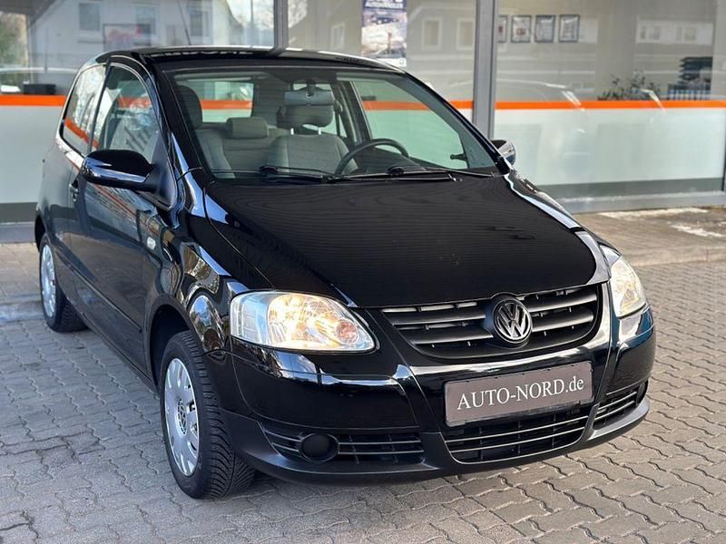 Gebraucht VW Fox Refresh 54 PS (39 kW) 2009 Schwarz Kleinwagen