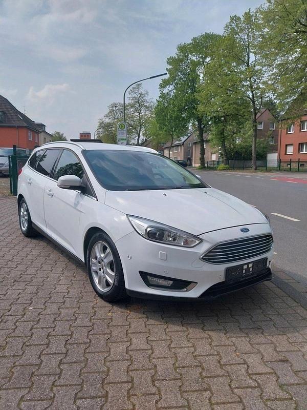 Second-hand Ford Focus Titanium 125 CP (91 kW) 2015 Alb Break