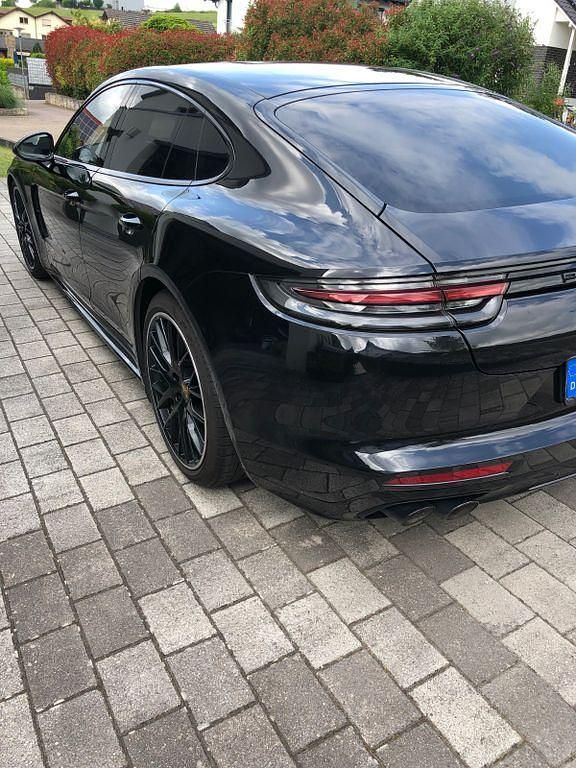 Gebraucht Porsche Panamera GTS 460 PS (338 kW) 2019 Schwarz Limousine