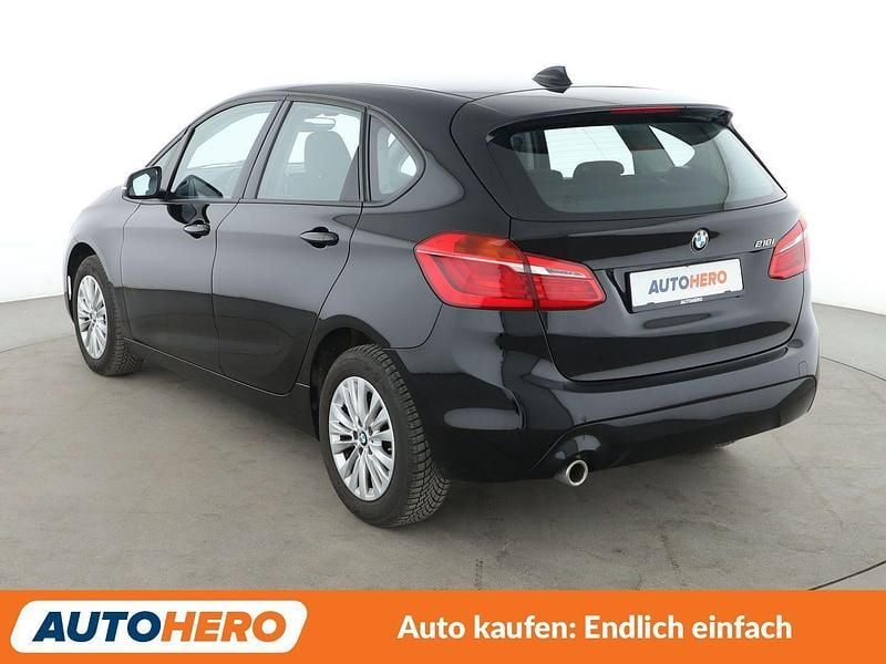 Gebraucht BMW 218 Active Tourer 140 PS (102 kW) 2020 Schwarz Van / Kleinbus