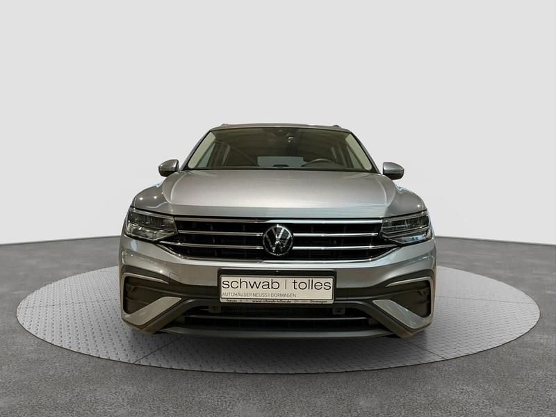 Gebraucht VW Tiguan Allspace Move 150 PS (110 kW) 2024 Silber SUV
