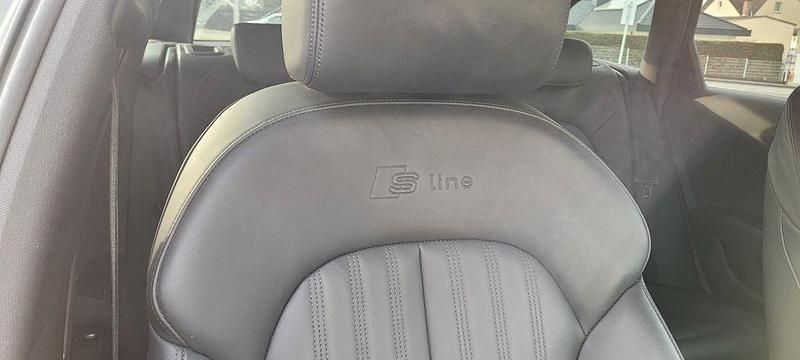 Gebraucht Audi A6 Ambiente 320 PS (235 kW) 2017 Grau Kombi