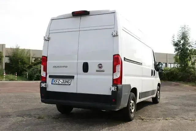 Gebraucht Fiat Ducato 140 PS (102 kW) 2019 Colore esterno (weiss (pastell Van