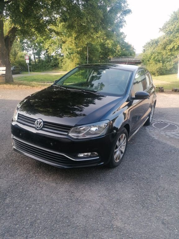 Schwarz Gebraucht 2015 VW Polo Kleinwagen | 6.990 € (Fairer Preis) - Bild 1/4