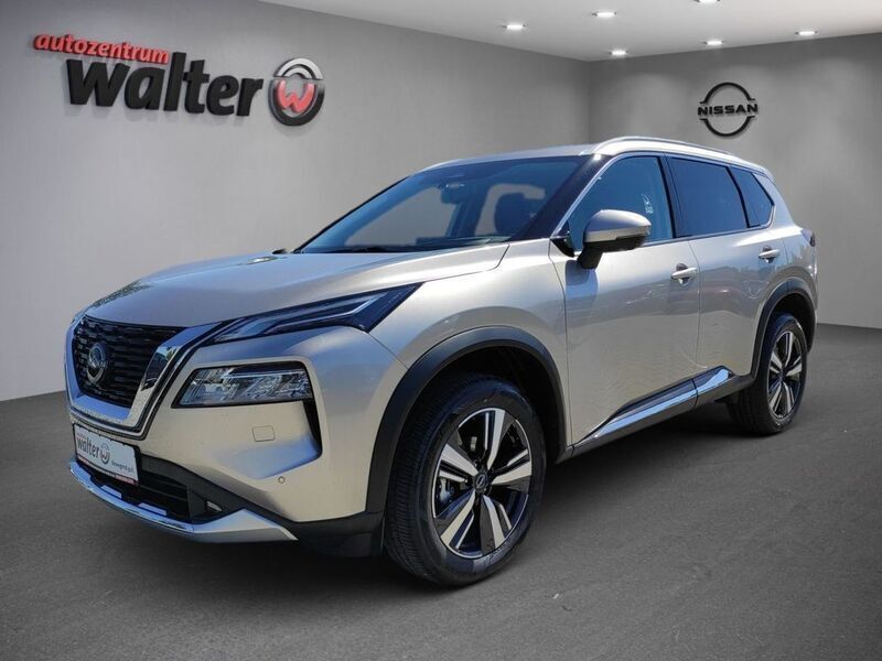 Silber Gebraucht 2024 Nissan X-Trail Tekna SUV | 38.990 € - Bild 1/4