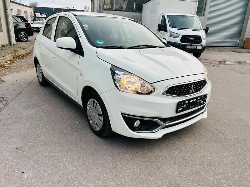 Gebraucht Mitsubishi Space Star 71 PS (52 kW) 2018 Weiß Kleinwagen
