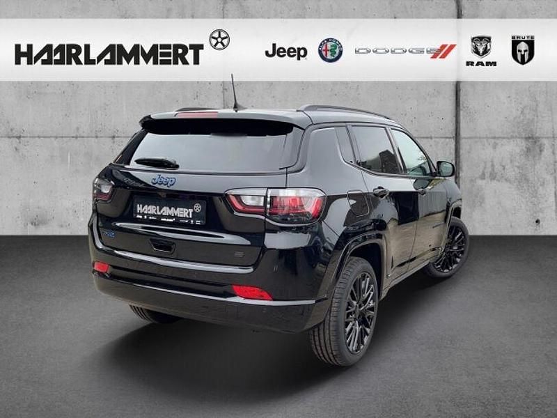 Gebraucht Jeep Compass 241 PS (177 kW) 2023 Schwarz SUV