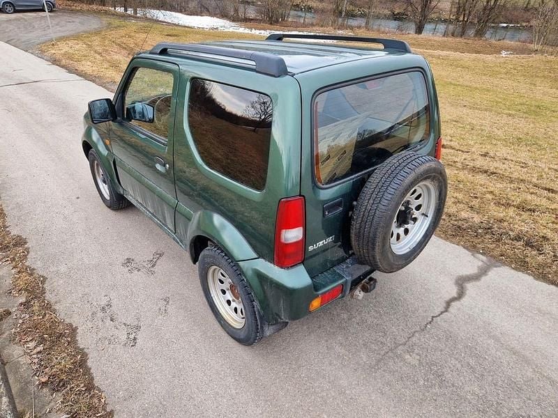 Gebraucht Suzuki Jimny 86 PS (63 kW) 2009 Grün SUV