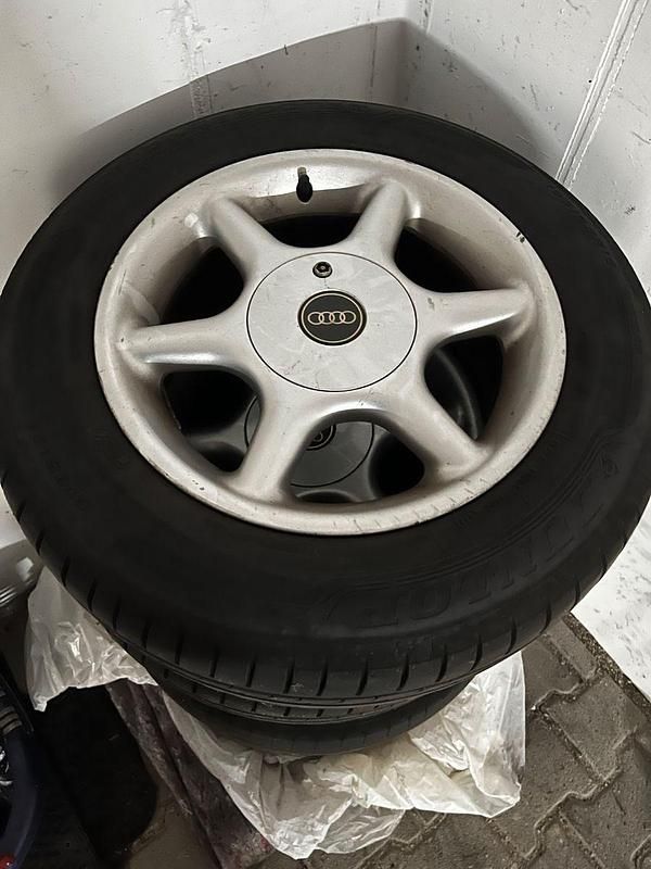 Second-hand Audi 80 90 CP (66 kW) 1993 Roșu Break