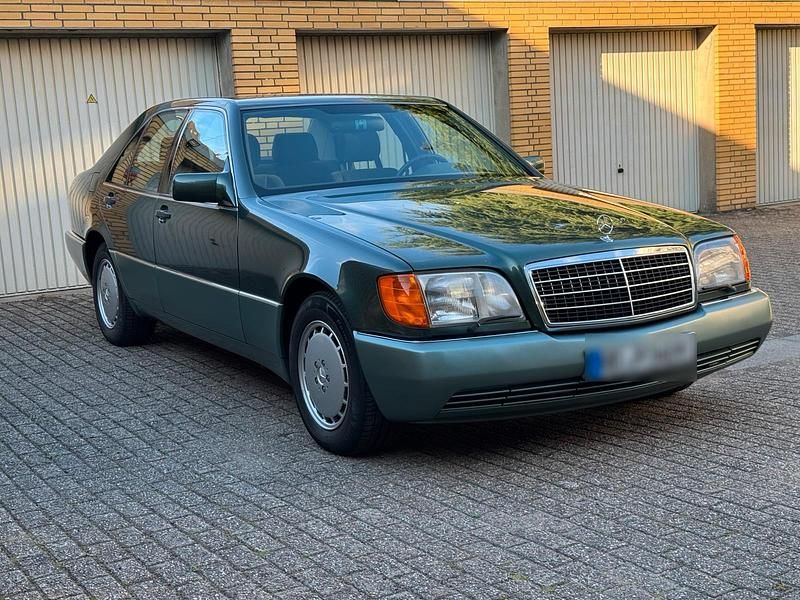 Gebraucht Mercedes E400 286 PS (210 kW) 1992 Grün Limousine